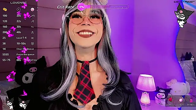 kimMaddiee online show from November 9, 2025, 9:02 pm