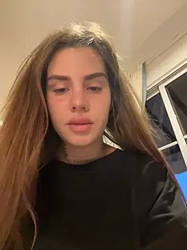 EmiliaCatalina online show from February 21, 2025, 10:59 pm