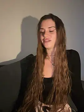EmiliaCatalina online show from May 28, 2026, 11:13 pm