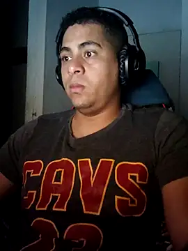 Snapshot of ElferXXX chatting on February 28, 2025, 4:32 am ElferXXX online show from February 28, 2025, 4:32 am