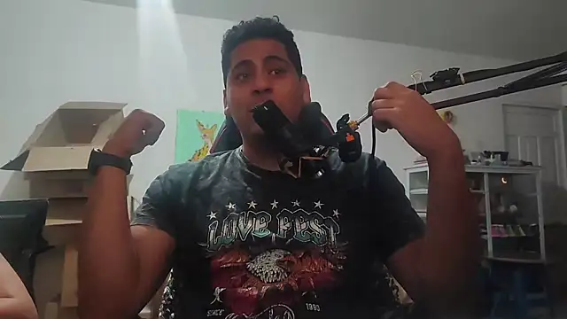 Snapshot of ElferXXX chatting on October 27, 2025, 2:37 am ElferXXX online show from October 27, 2025, 2:37 am