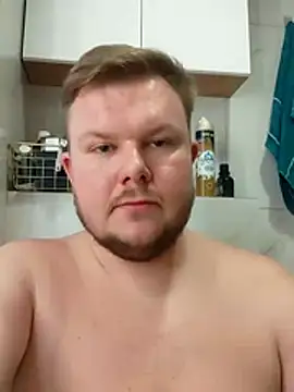 titovilan PL online show from March 7, 2026, 3:25 am