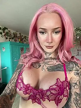 Snapshot of Stella-Kink chatting on May 29, 2026, 10:24 am Stella-Kink online show from May 29, 2026, 10:24 am