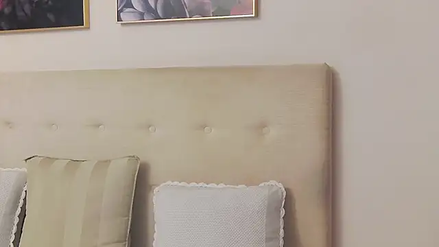 Snapshot of CassieHilton chatting on November 27, 2025, 6:21 pm CassieHilton online show from November 27, 2025, 6:21 pm