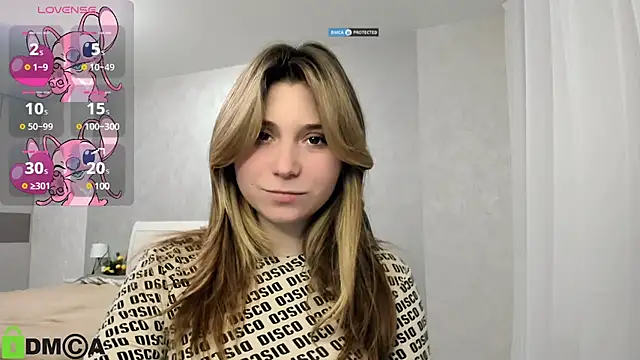 SweetMonicka online show from January 9, 2025, 5:11 pm