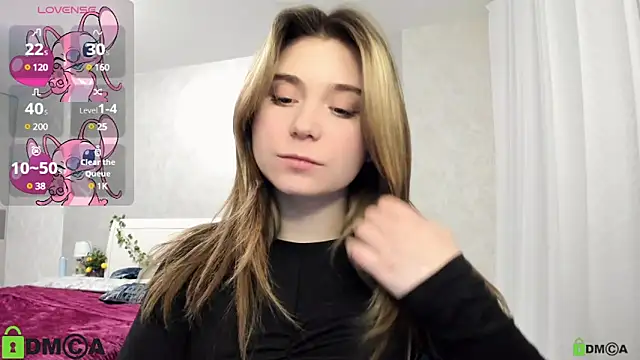 SweetMonicka online show from February 26, 2025, 5:39 pm