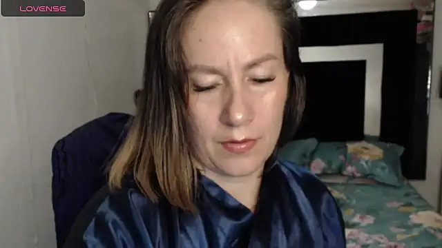 CATRINA-83 online show from May 15, 2026, 11:01 pm