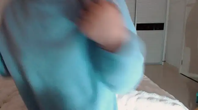 -Lucky Girl online show from March 6, 2025, 12:43 am