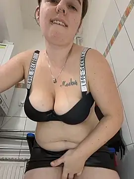 Jassiundich2 online show from January 6, 2026, 8:12 pm