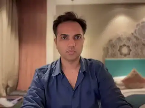 immog727 online show from December 17, 2025, 4:13 pm