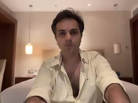 Snapshot of immog727 chatting on February 13, 2026, 6:15 pm immog727 online show from February 13, 2026, 6:15 pm