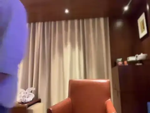 Snapshot of immog727 chatting on April 7, 2026, 5:02 pm immog727 online show from April 7, 2026, 5:02 pm