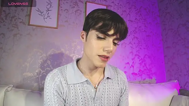 Snapshot of ChristianM_18 chatting on February 5, 2025, 12:06 pm ChristianM 18 online show from February 5, 2025, 12:06 pm