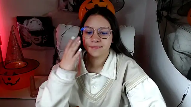 SamanthaRoldaan online show from October 18, 2025, 2:18 pm