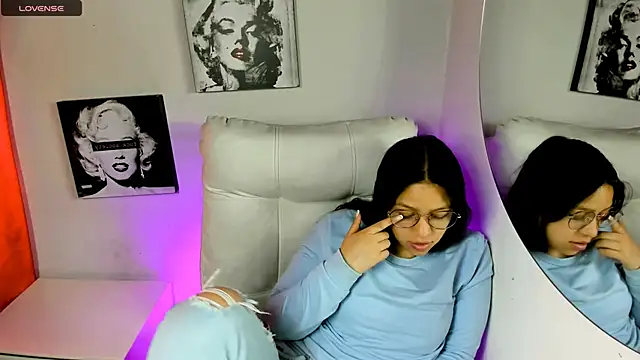 SamanthaRoldaan online show from April 18, 2026, 7:07 pm