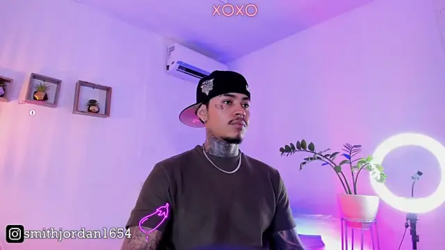 JordanSmiith  online show from January 4, 2025, 8:27 pm