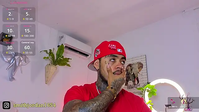 JordanSmiith  online show from October 9, 2025, 9:24 pm