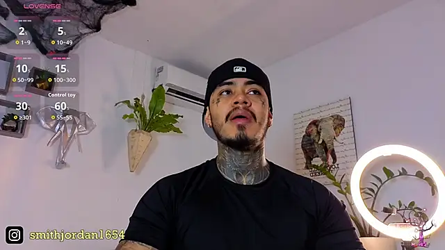 JordanSmiith  online show from October 17, 2025, 8:22 pm