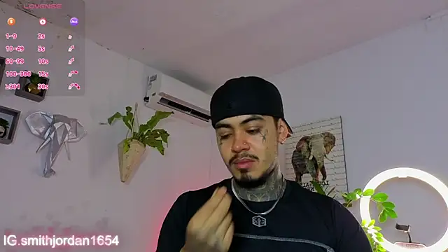 JordanSmiith  online show from November 15, 2025, 8:38 pm