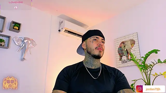 Snapshot of JordanSmiith_ chatting on July 7, 2026, 10:58 pm JordanSmiith online show from July 7, 2026, 10:58 pm