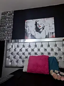 Snapshot of _nicolehotshemale chatting on January 28, 2025, 9:50 pm nicolehotshemale online show from January 28, 2025, 9:50 pm