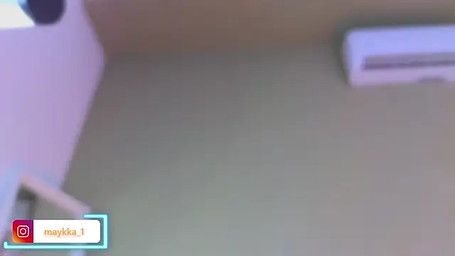 Snapshot of maykka chatting on March 23, 2025, 3:21 am maykka online show from March 23, 2025, 3:21 am