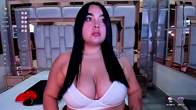 samantasm online show from December 3, 2024, 2:58 am