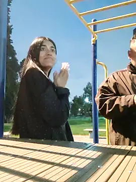 Snapshot of Wanda_and_cosmo_ chatting on March 3, 2025, 11:35 pm Wanda and cosmo online show from March 3, 2025, 11:35 pm