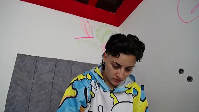 linda 33 online show from December 1, 2025, 6:57 pm