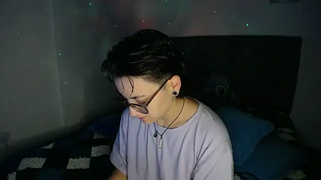 linda 33 online show from February 1, 2026, 9:35 pm