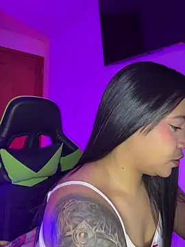 Snapshot of leila_22 chatting on October 8, 2025, 7:17 am leila 22 online show from October 8, 2025, 7:17 am