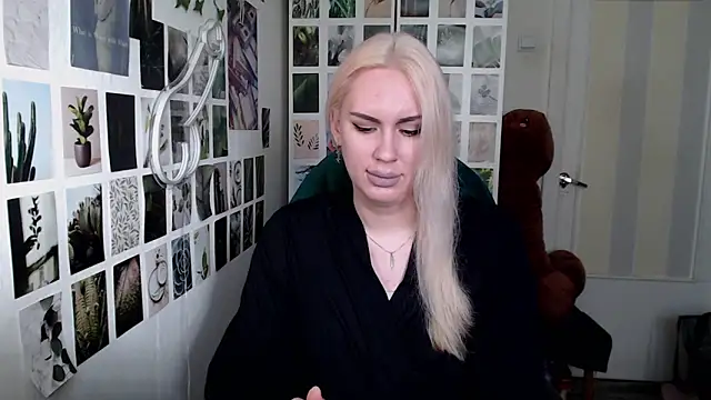 CapriScorpion online show from October 7, 2025, 11:29 am