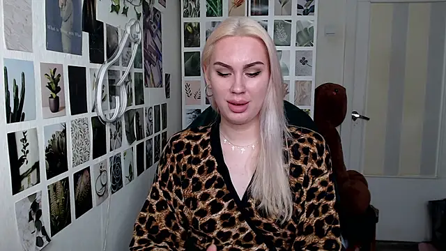 CapriScorpion online show from October 9, 2025, 11:30 am