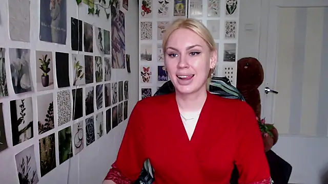 Snapshot of CapriScorpion chatting on May 20, 2026, 1:39 pm CapriScorpion online show from May 20, 2026, 1:39 pm