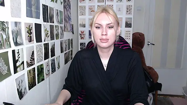 CapriScorpion online show from July 5, 2026, 1:07 pm