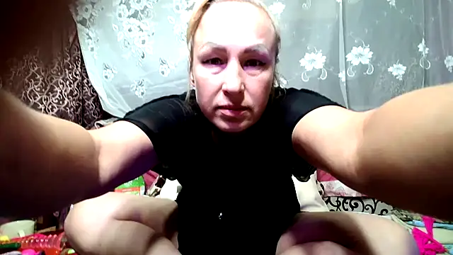 Alina Night 777 online show from October 20, 2025, 5:08 am