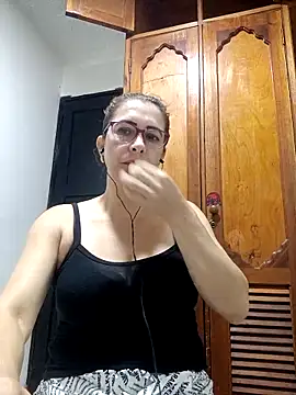 Snapshot of mademonsexy chatting on April 23, 2026, 3:52 am mademonsexy online show from April 23, 2026, 3:52 am