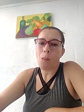 Snapshot of mademonsexy chatting on April 30, 2026, 4:13 pm mademonsexy online show from April 30, 2026, 4:13 pm