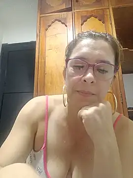 Snapshot of mademonsexy chatting on May 10, 2026, 3:23 am mademonsexy online show from May 10, 2026, 3:23 am