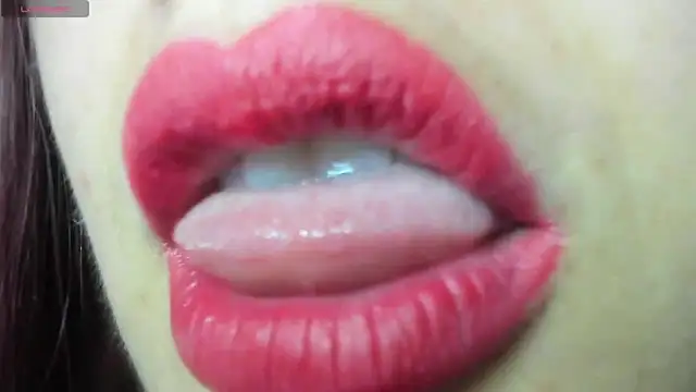 Snapshot of queen_fetish chatting on February 4, 2026, 3:07 pm queen fetish online show from February 4, 2026, 3:07 pm