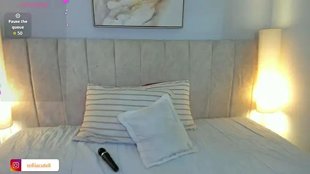 Snapshot of Atenea_cuteee chatting on January 7, 2026, 2:14 am Atenea cuteee online show from January 7, 2026, 2:14 am