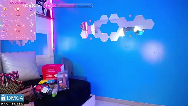 CarolRodriguez  online show from January 25, 2025, 1:08 pm