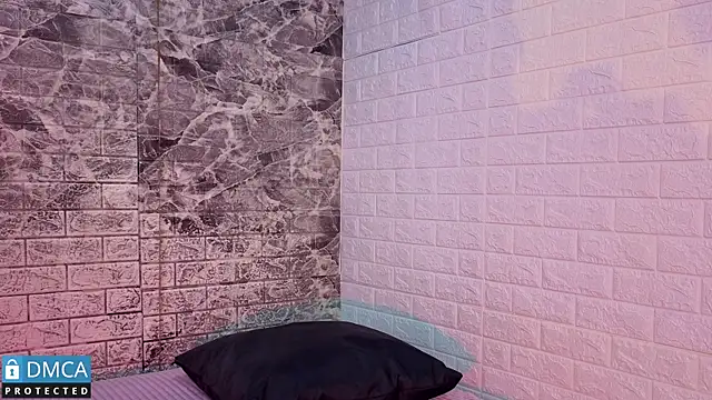 CarolRodriguez  online show from December 4, 2025, 6:38 pm