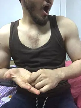 Snapshot of Arabian-B chatting on March 9, 2025, 1:59 pm Arabian-B online show from March 9, 2025, 1:59 pm