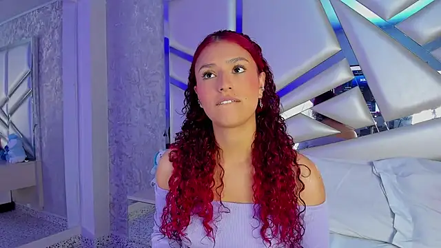 Miia002 online show from January 6, 2026, 11:51 pm