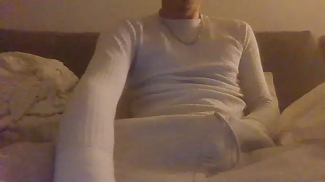 dominateurHot online show from December 23, 2025, 12:30 am