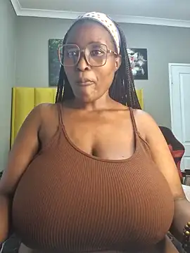 Bustygoddess32 online show from January 4, 2025, 1:10 am