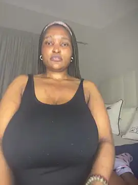 Bustygoddess32 online show from October 7, 2025, 11:57 pm