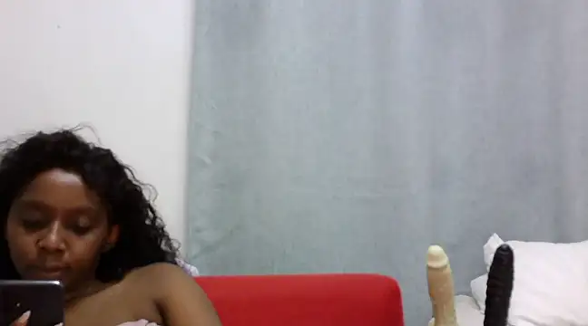 Snapshot of Sexxybella27 chatting on February 2, 2025, 8:51 pm Sexxybella27 online show from February 2, 2025, 8:51 pm