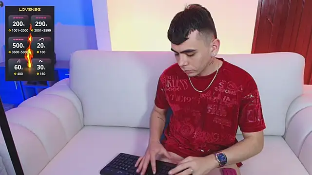 Snapshot of Jey_keler1 chatting on September 23, 2025, 1:41 am Jey keler1 online show from September 23, 2025, 1:41 am